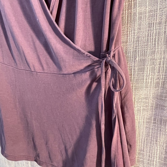 Flutter sleeve wrap blouse, knit wrap top loft - Picture 2 of 5